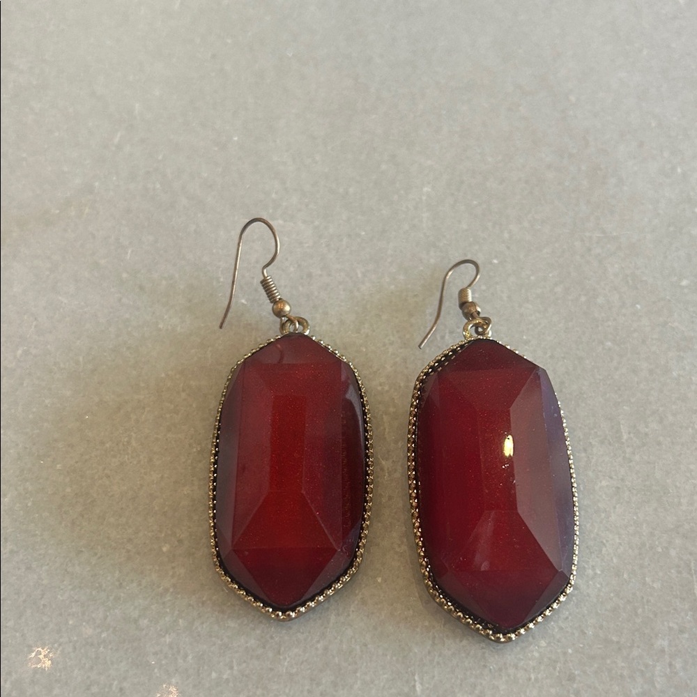 Elegant Red Gemstone Earrings